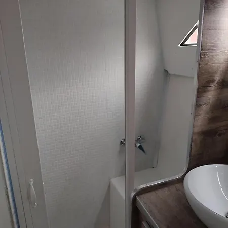 Bed&boat Ii Boatandholiday Com * Fano