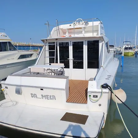 Bed&boat Ii Boatandholiday Com Fano